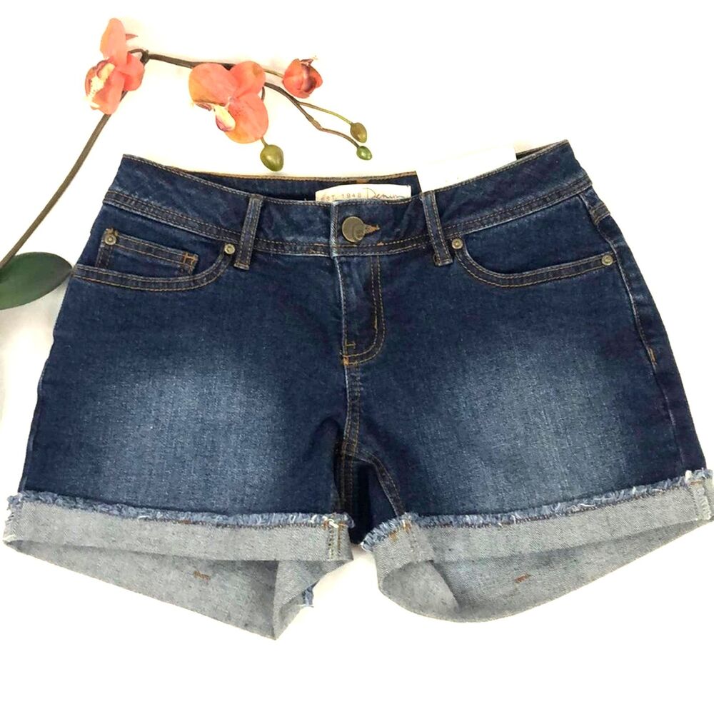 Cato Jean Shorts  Denim Modern Fit Medium Wash sz 2